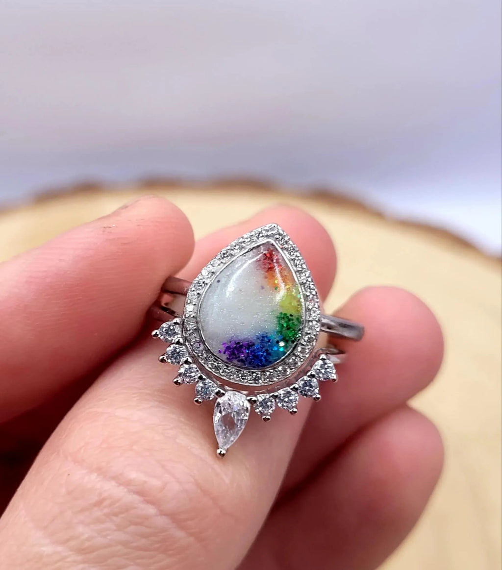 Honeysuckle With Round CZ Band